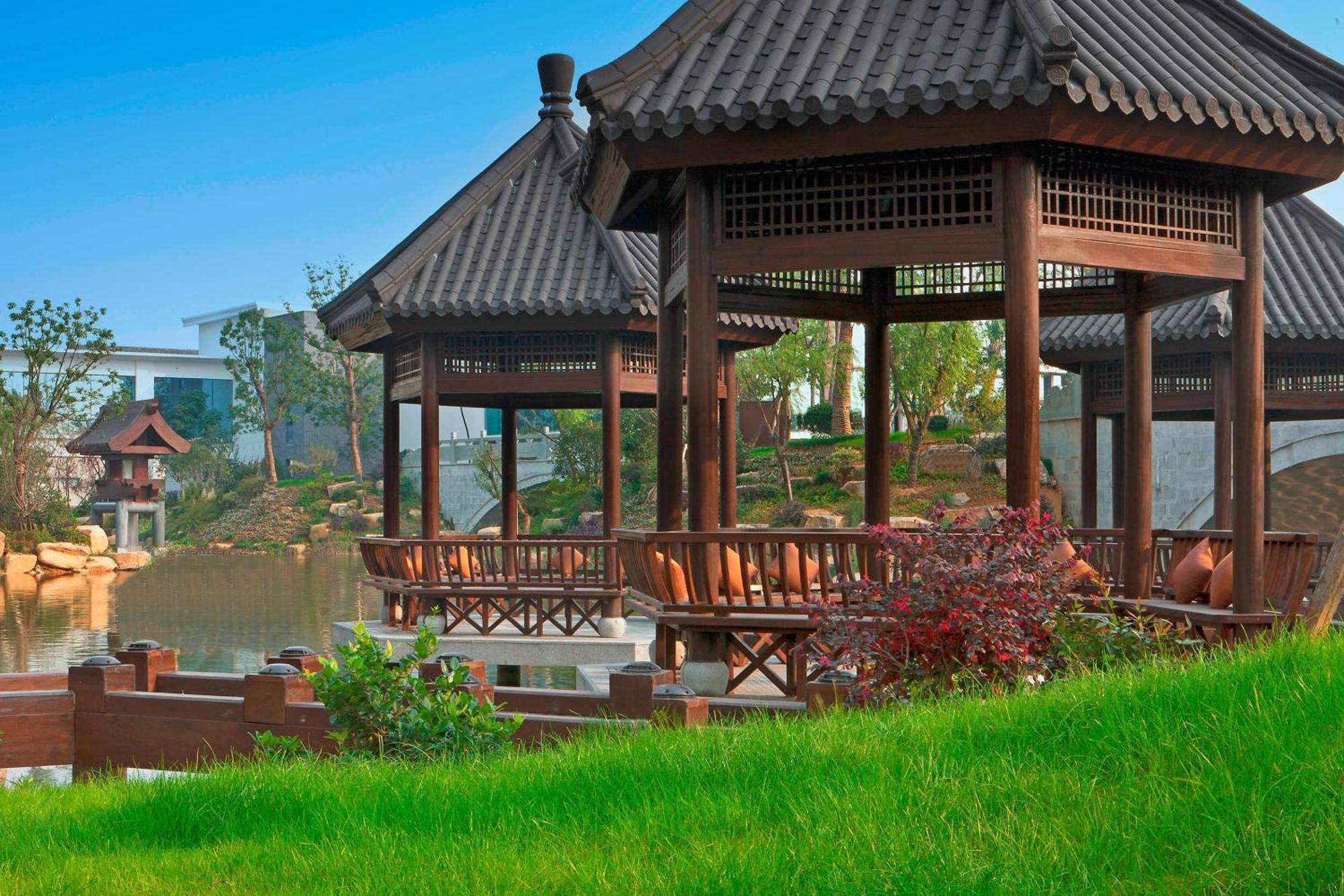 Sheraton Grand Hangzhou Wetland Park Resort מראה חיצוני תמונה