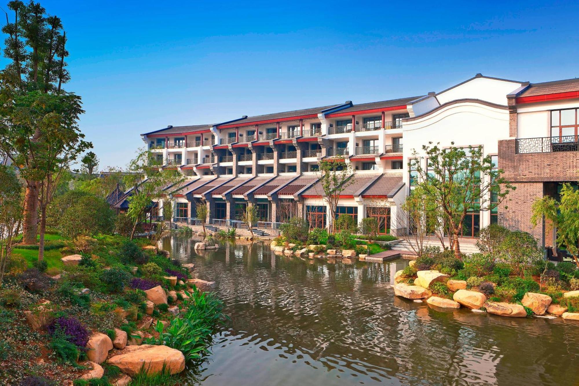 Sheraton Grand Hangzhou Wetland Park Resort מראה חיצוני תמונה