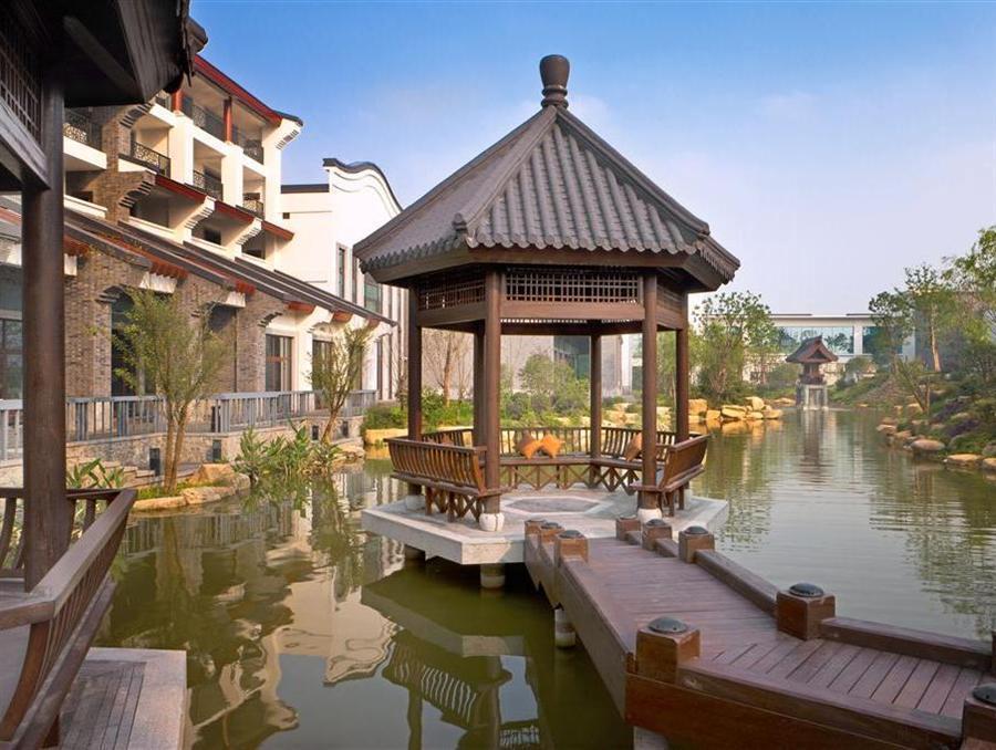 Sheraton Grand Hangzhou Wetland Park Resort מראה חיצוני תמונה